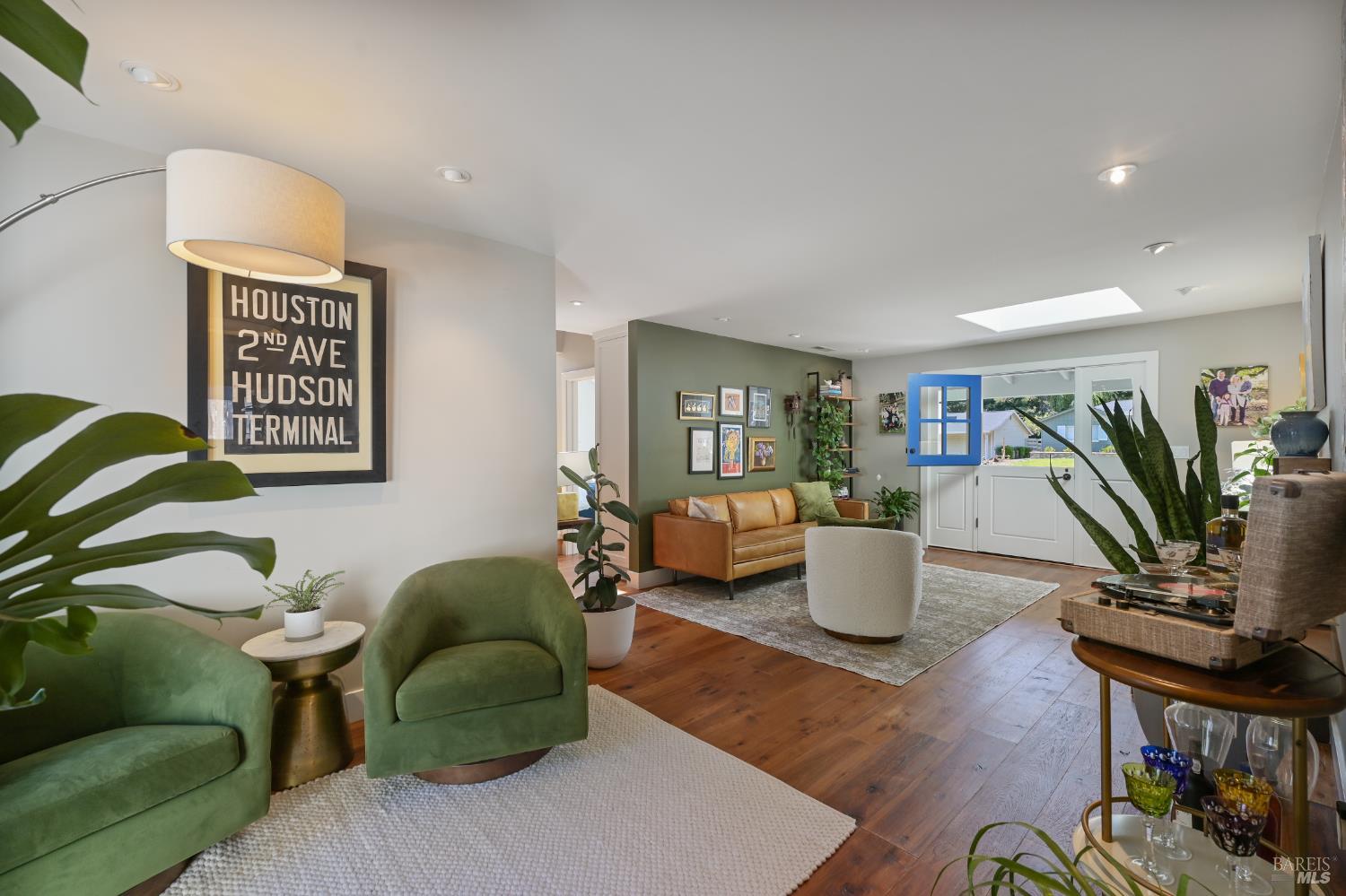 305 Ricardo Road Mill Valley, CA 94941 - Photo 12 of 57