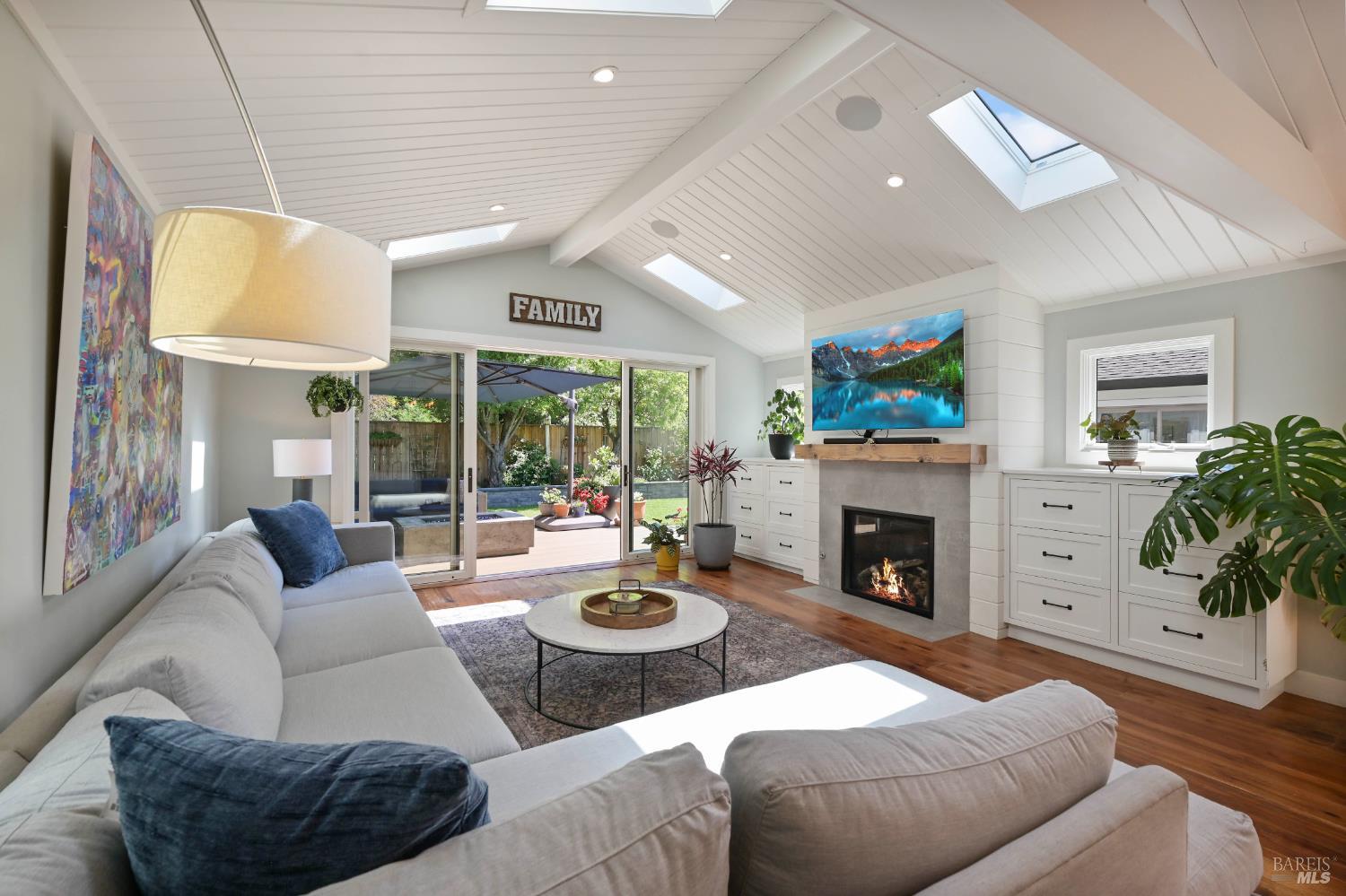 305 Ricardo Road Mill Valley, CA 94941 - Photo 18 of 57