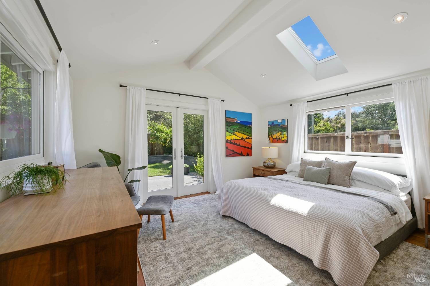 305 Ricardo Road Mill Valley, CA 94941 - Photo 19 of 57