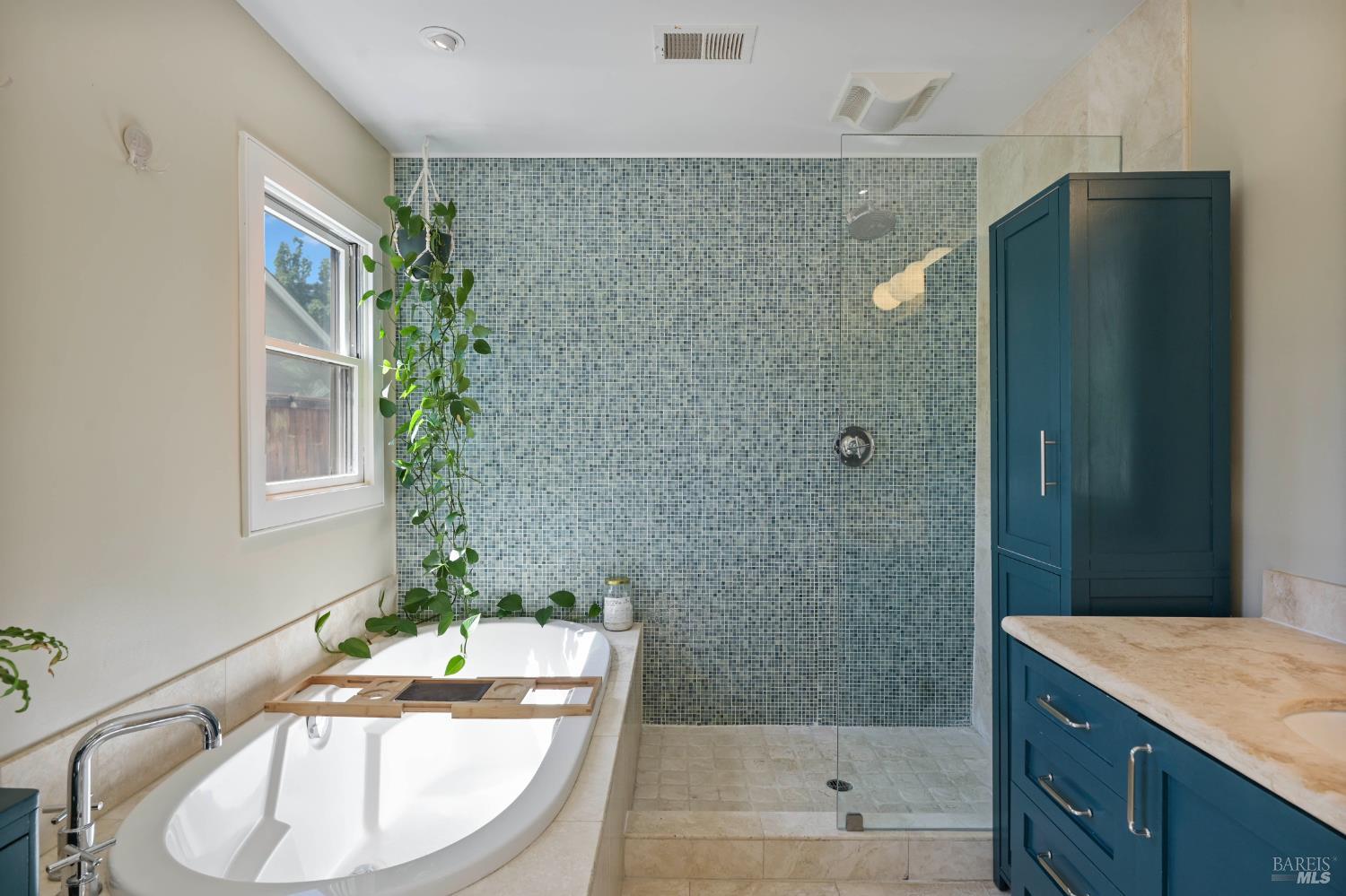 305 Ricardo Road Mill Valley, CA 94941 - Photo 22 of 57