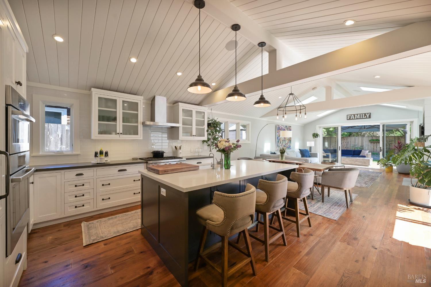 305 Ricardo Road Mill Valley, CA 94941 - Photo 5 of 57