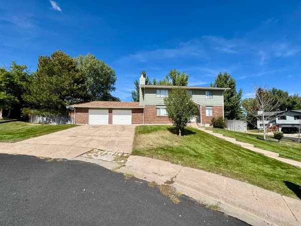$460,000 | 100 Tampa Court, Cheyenne, WY 82001