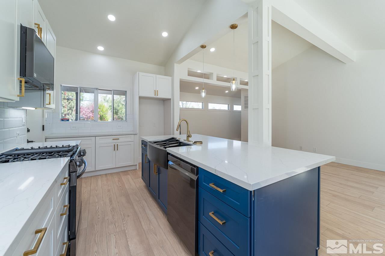 1744 Mayberry Drive Reno, NV 89509 - Photo 6 of 19 Photo 6