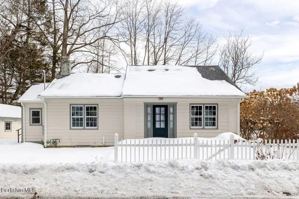 $599,000 | 6 Lake Avenue, Great Barrington, MA 01230