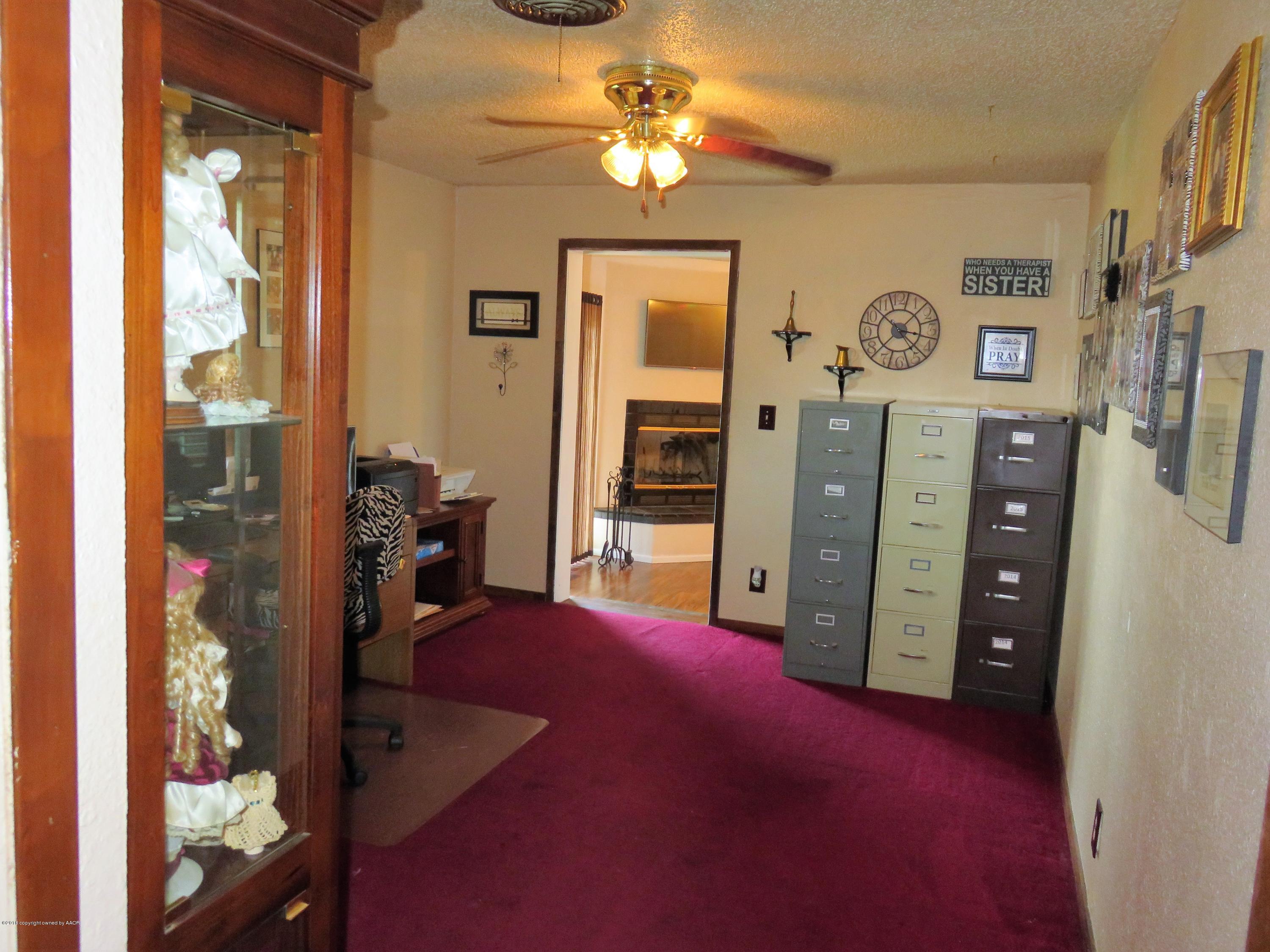 9613 River Road Amarillo, TX 79108 - Photo 15 of 29 Bedroom 1