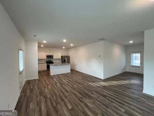 $2,295 | 2213 Boxwood Circle, Conyers, GA 30094