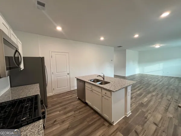 $2,295 | 2213 Boxwood Circle, Conyers, GA 30094