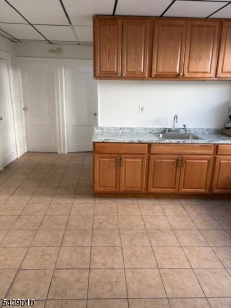 121 Smith Street Newark, NJ 07106 - Photo 7 of 8