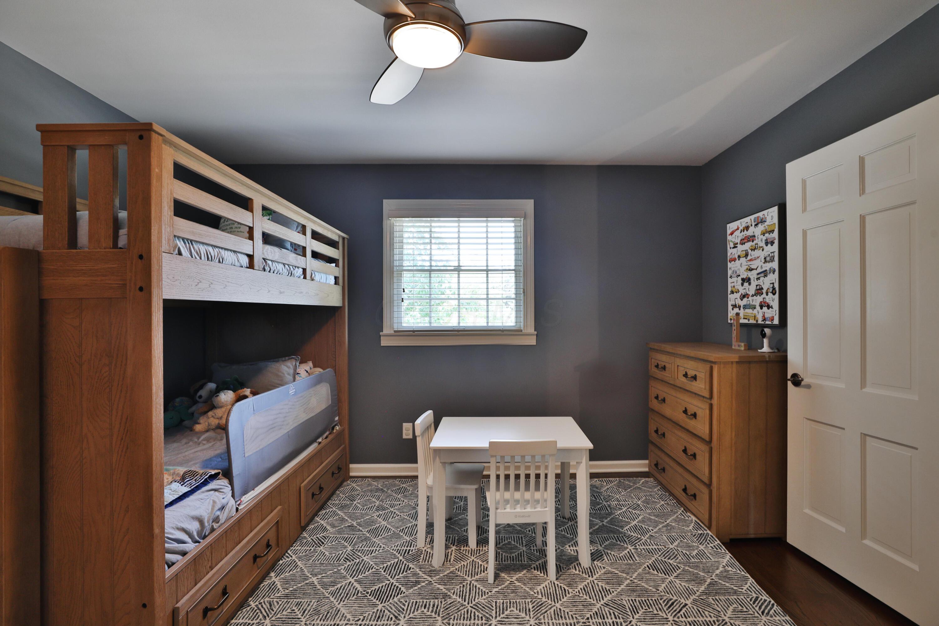 2305 Haverford Road Columbus, OH 43220 - Photo 43 of 60 2305-Haverford-36