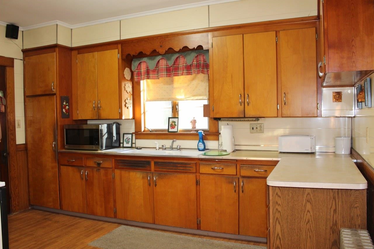 39-41 Myrtle Street Springfield, VT 05156 - Photo 6 of 24