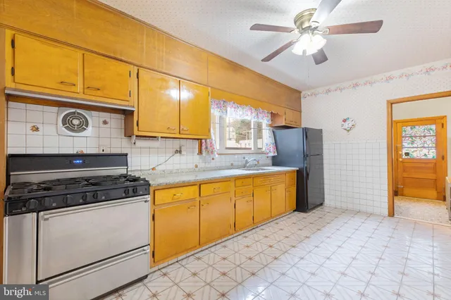 $1,850 | 618 North Scott Street, Wilmington, DE 19805