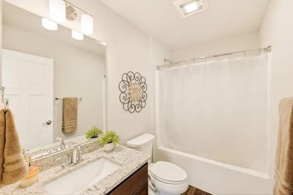 $429,900 | 6972 Belle Fontaine Boulevard, Middleton, WI 53562