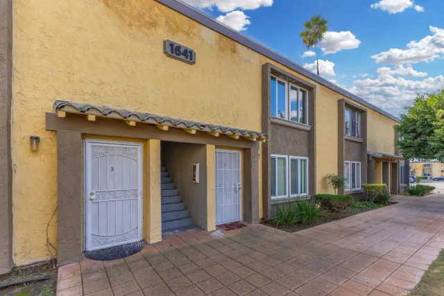 $334,900 | 1641 Pentecost Way, Unit 10, San Diego, CA 92105
