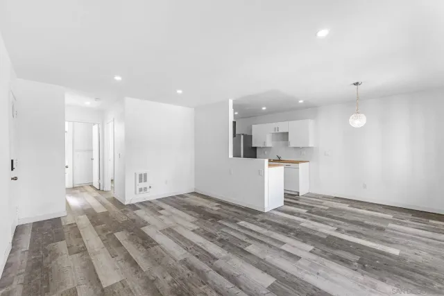 $334,900 | 1641 Pentecost Way, Unit 10, San Diego, CA 92105