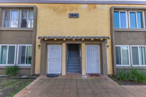 $309,900 | 1641 Pentecost Way, Unit 10, San Diego, CA 92105