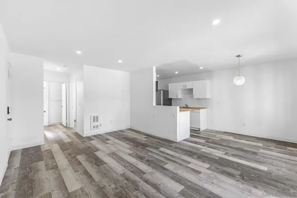 $309,900 | 1641 Pentecost Way, Unit 10, San Diego, CA 92105