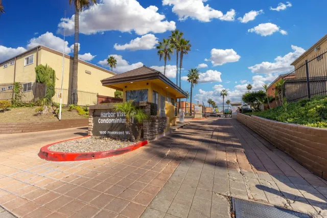 $337,900 | 1641 Pentecost Way, Unit 10, San Diego, CA 92105