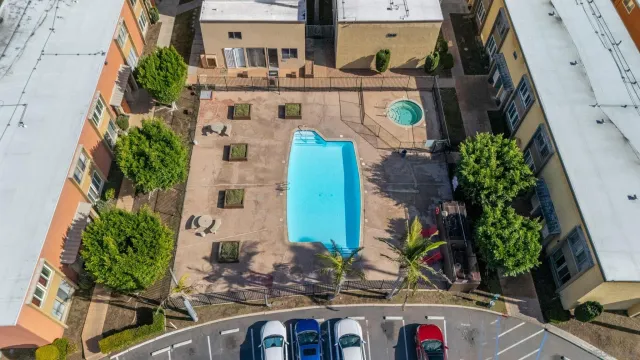 $334,900 | 1641 Pentecost Way, Unit 10, San Diego, CA 92105