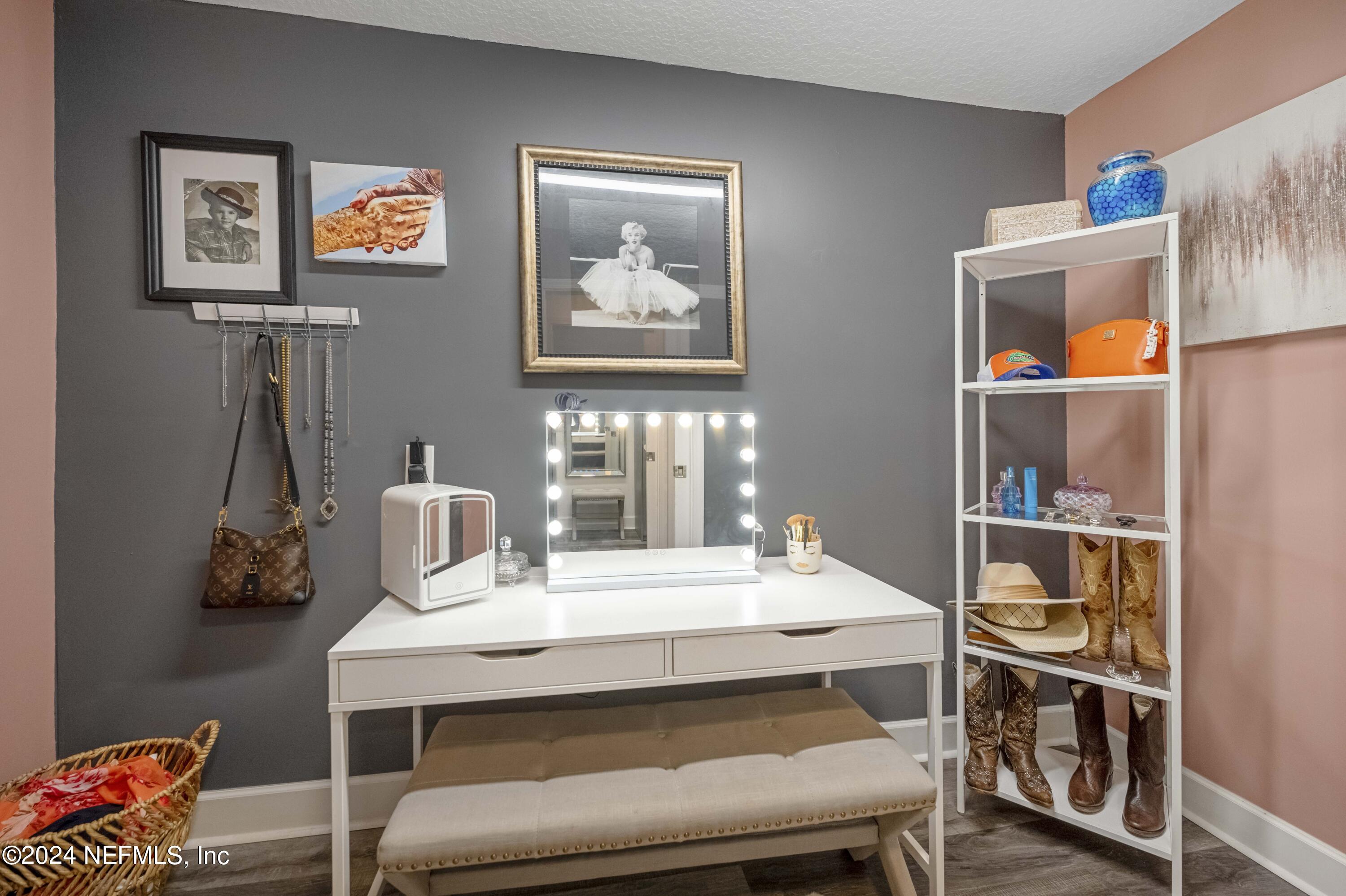 7718 Cayman Road Jacksonville, FL 32216 - Photo 16 of 32 Dressing room