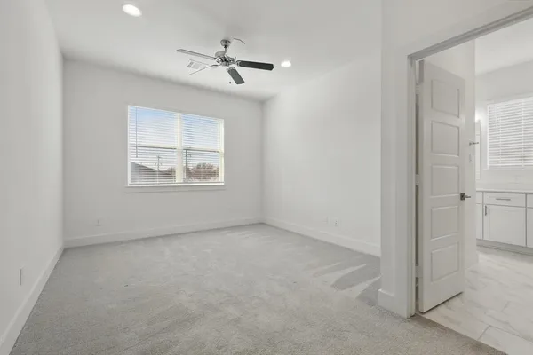 $2,600 | 1741 West Cantey Street, Fort Worth, TX 76110