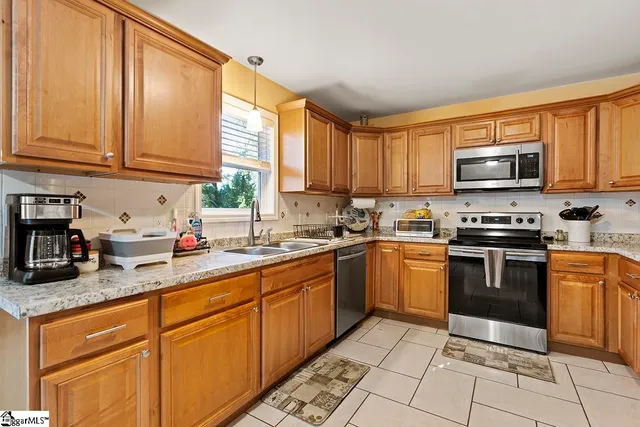 $225,000 | 715 Shands Street, Clinton, SC 29325