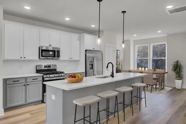 $385,990 | 516 Heathwood Way, Summerville, SC 29486