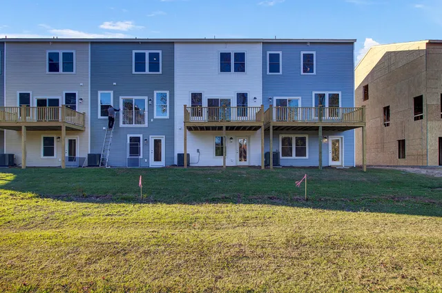 $385,990 | 516 Heathwood Way, Summerville, SC 29486