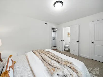 $208,000 | 4923 Park Road, Unit A, Charlotte, NC 28209