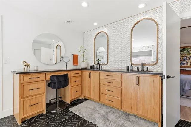 $1,249,900 | 5516 Bent Trail, Dallas, TX 75248