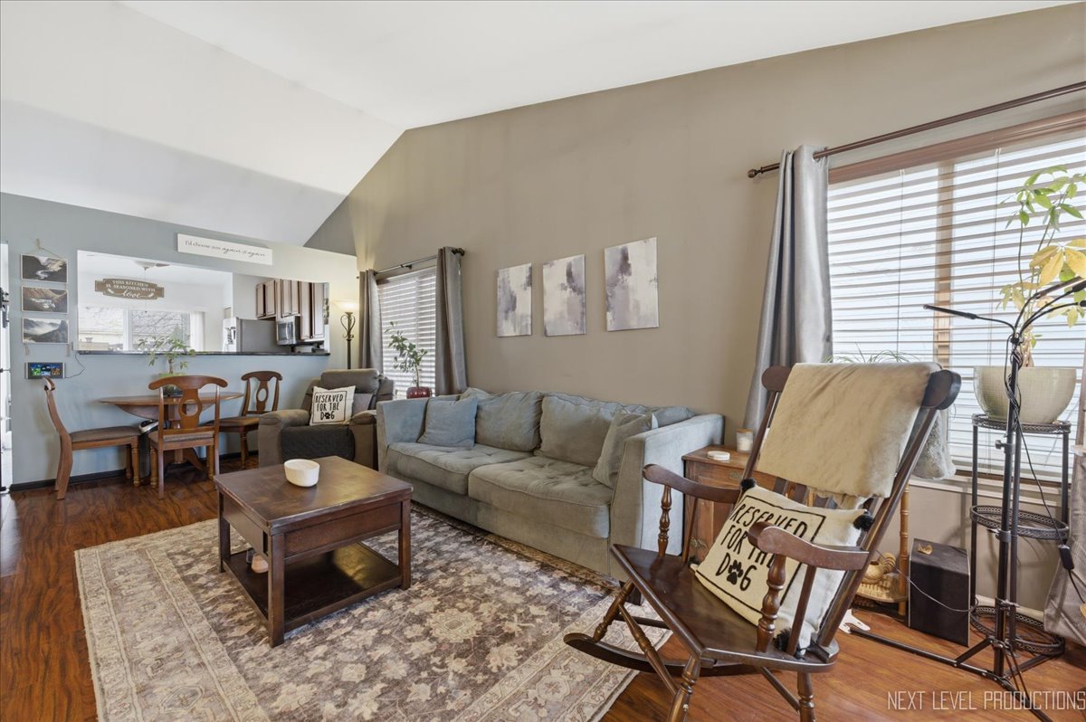 2468 Roxbury Lane Montgomery, IL 60538 - Photo 5 of 19