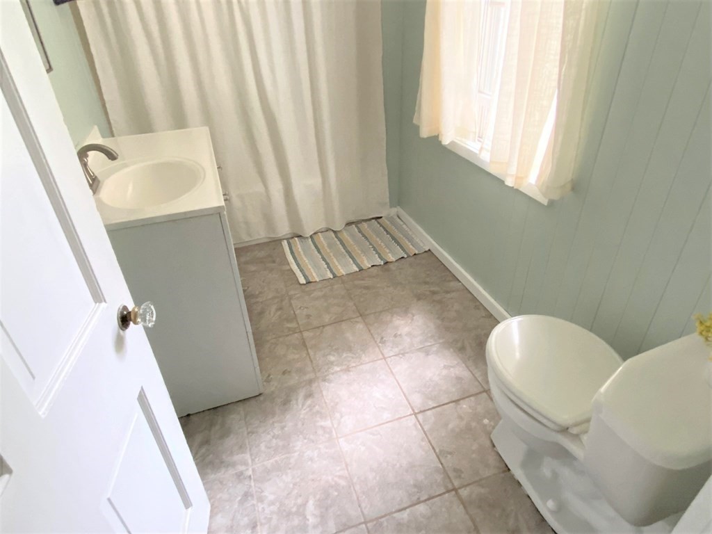 1583 Providence Road Northbridge, MA 01588 - Photo 25 of 40 Gallery Image 25
