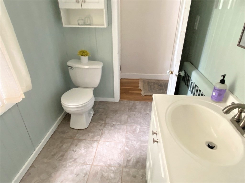 1583 Providence Road Northbridge, MA 01588 - Photo 26 of 40 Gallery Image 26