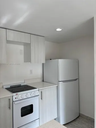 $1,675 | 4265 Northwest S Tamiami Canal Drive, Unit 1213, Miami, FL 33126