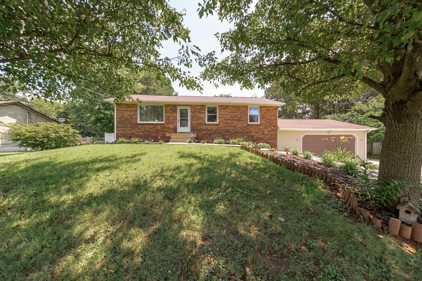 2223 Stokes Road Clarksville, TN 37043 - Photo 1 of 34 Gallery Image 1