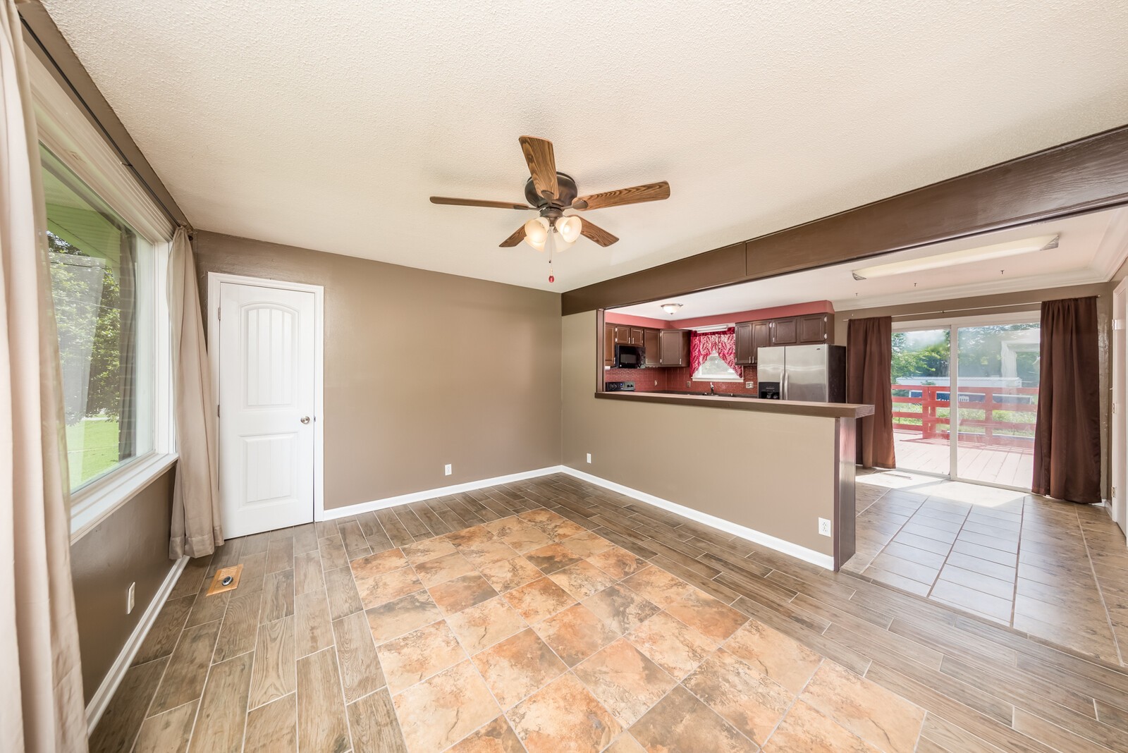 2223 Stokes Road Clarksville, TN 37043 - Photo 6 of 34 Gallery Image 6