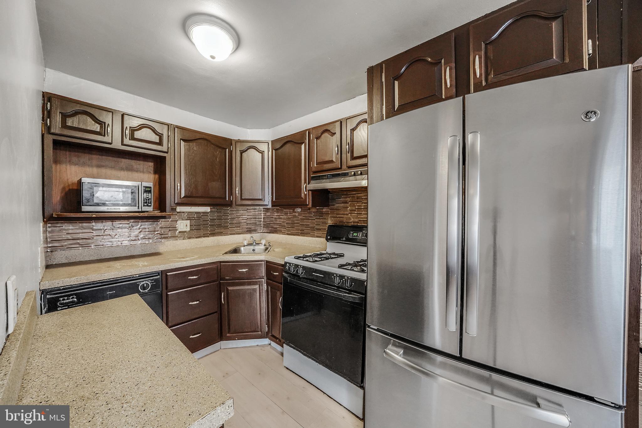 2036 Heather Road Folcroft, PA 19032 - Photo 11 of 18