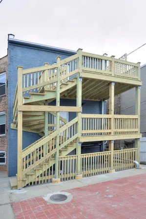 $2,650 | 3015 West Wellington Avenue, Unit 1, Chicago, IL 60618