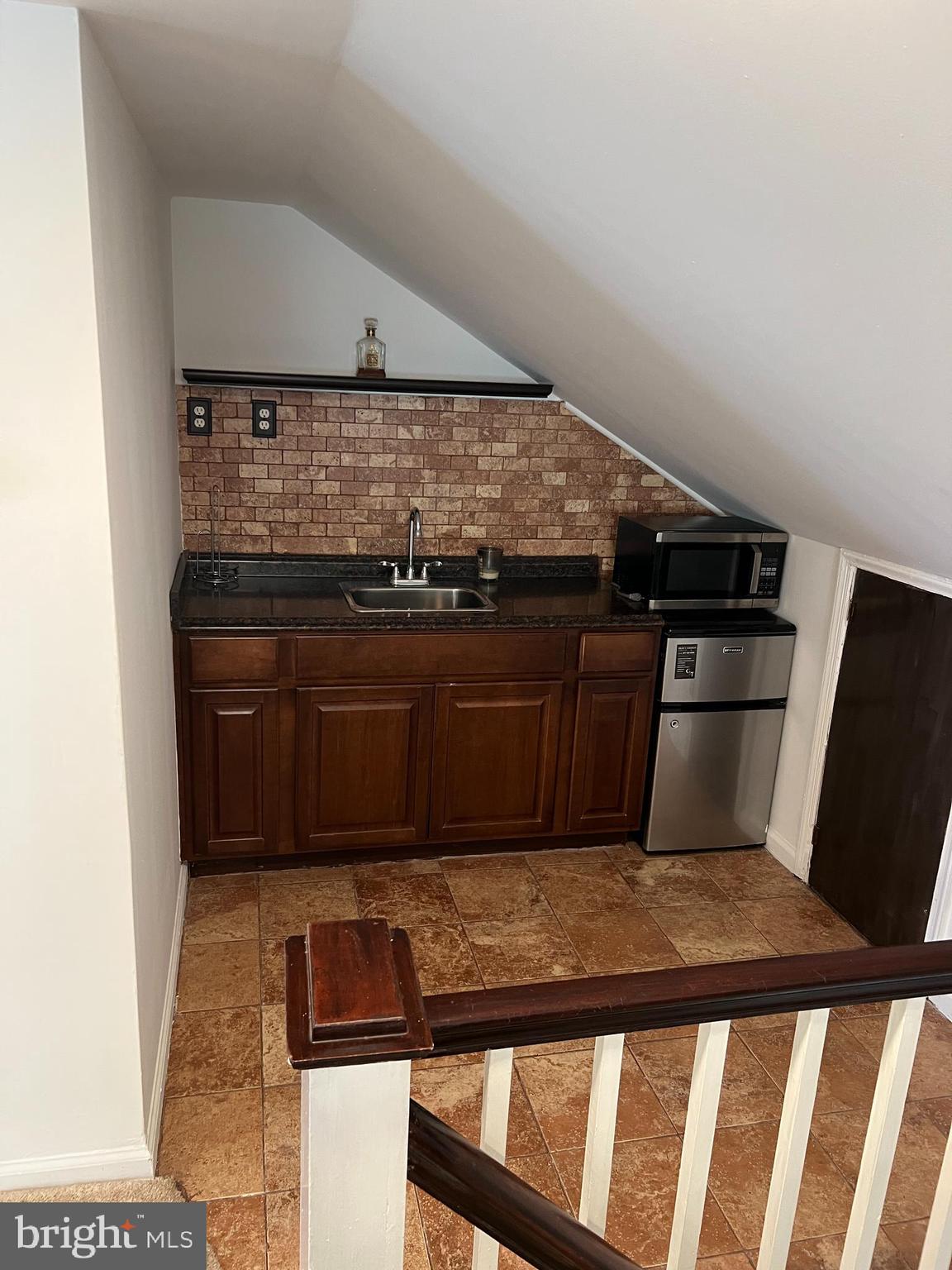9206 Horatio Road Philadelphia, PA 19114 - Photo 9 of 19 Wet Bar in Upper Level