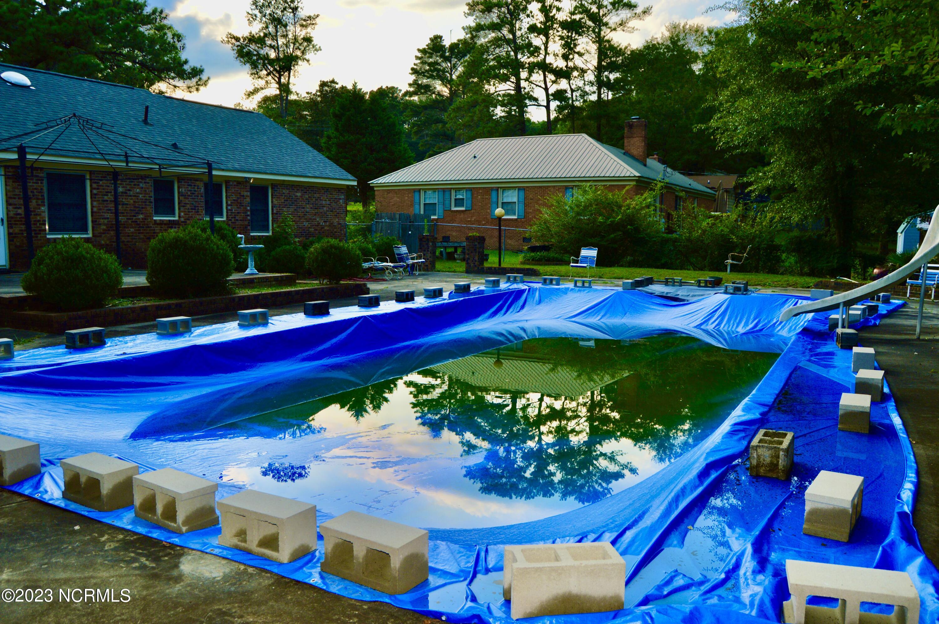 116 Mckinnon Drive Rockingham, NC 28379 - Photo 5 of 25 DSC_0477