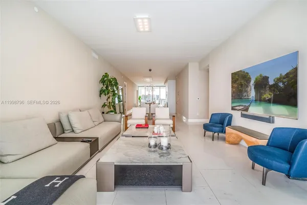 $25,000 | 16901 Collins Avenue, Unit 903, Sunny Isles Beach, FL 33160