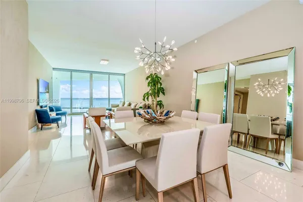 $25,000 | 16901 Collins Avenue, Unit 903, Sunny Isles Beach, FL 33160