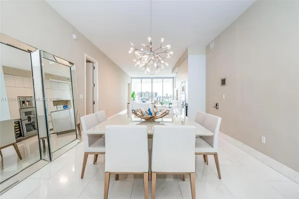 $25,000 | 16901 Collins Avenue, Unit 903, Sunny Isles Beach, FL 33160