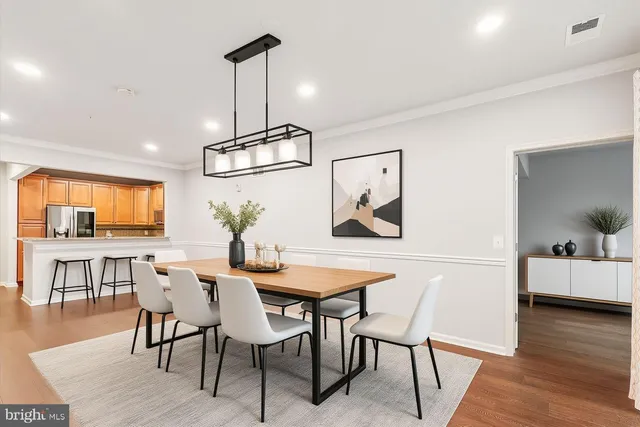 $470,000 | 8511 Coltrane Court, Unit 204, Ellicott City, MD 21043