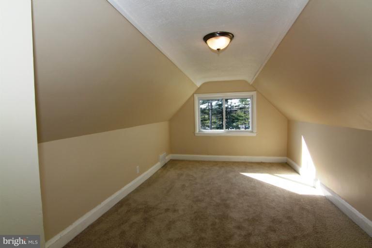 7036 Windsor Mill Road Baltimore, MD 21207 - Photo 6 of 19 Bedroom