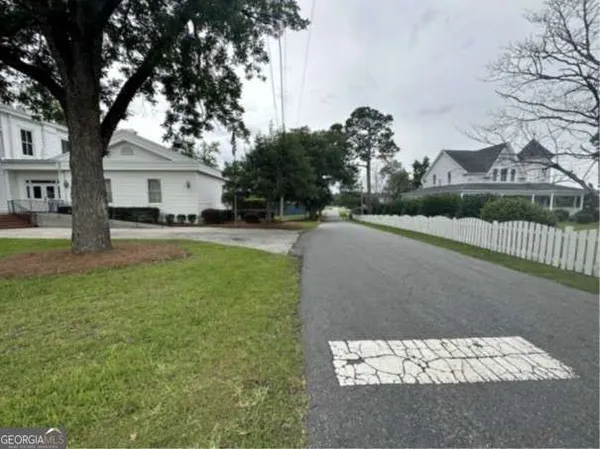$595,000 | 107 Singleton Avenue, Sylvania, GA 30467