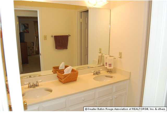 13823 Tuckborough Road Baton Rouge, LA 70810 - Photo 15 of 17