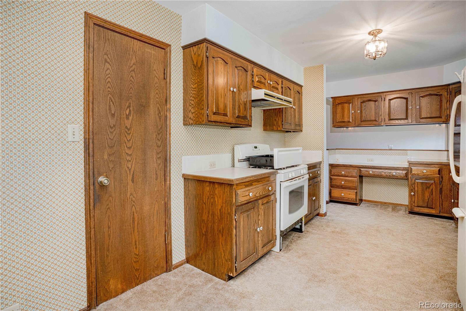 9840 Plateau Road Longmont, CO 80504 - Photo 25 of 40 Gallery Image 25