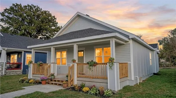 $289,000 | 716 Chestnut Avenue, Osawatomie, KS 66064