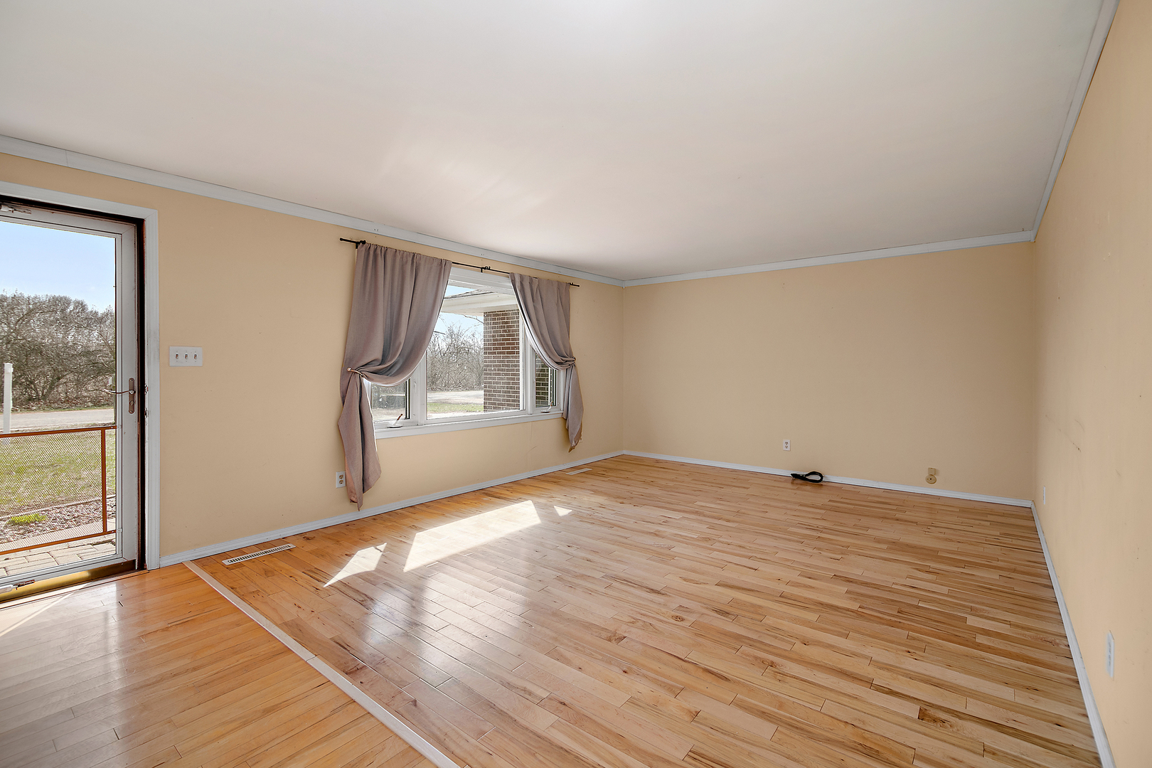 1415 North Erickson Drive Kankakee, IL 60901 - Photo 5 of 23