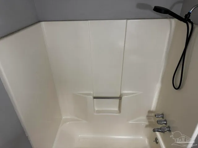 $975 | 711 Tumbleweed Trail, Unit B, Pensacola, FL 32534